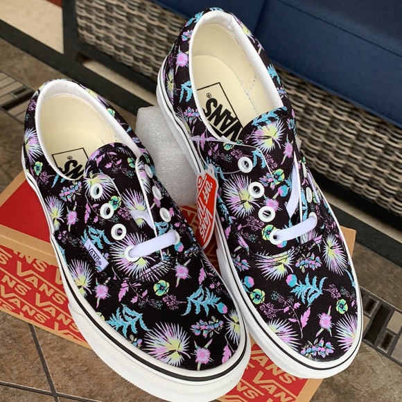 VANS ERA PARADISE FLORAL Blktrwht WMNS - Picture 8 of 16